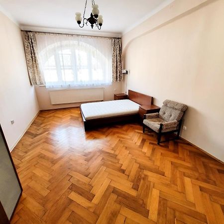 Wild Solutions Sauna Apartments Cracovie Extérieur photo