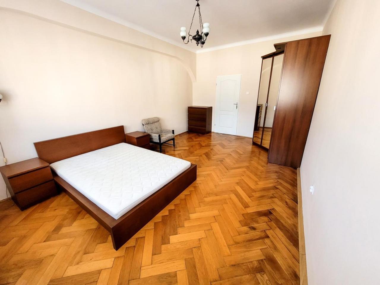 Wild Solutions Sauna Apartments Cracovie Extérieur photo