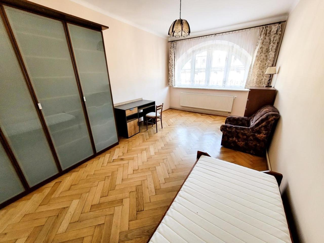 Wild Solutions Sauna Apartments Cracovie Extérieur photo