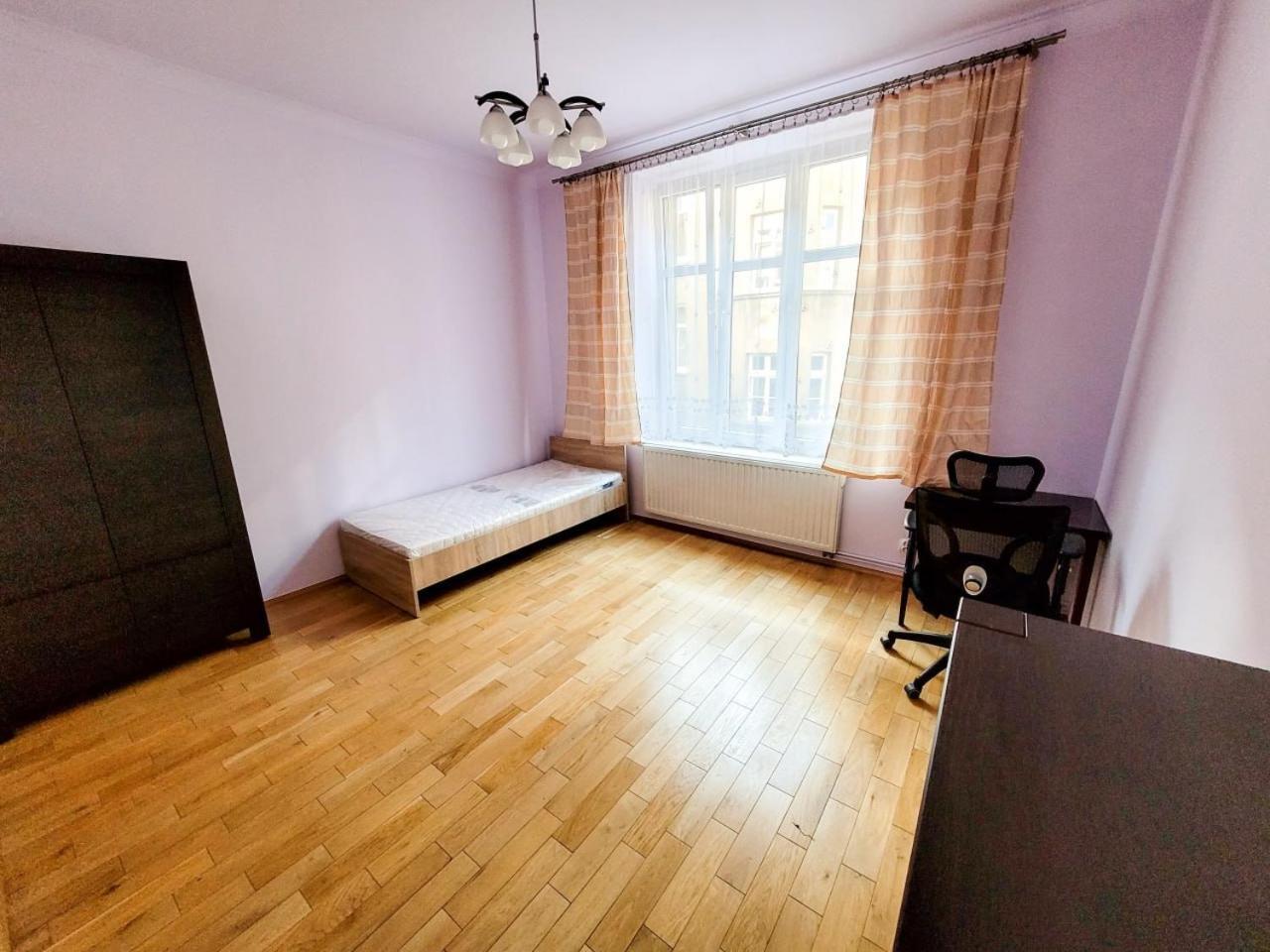 Wild Solutions Sauna Apartments Cracovie Extérieur photo