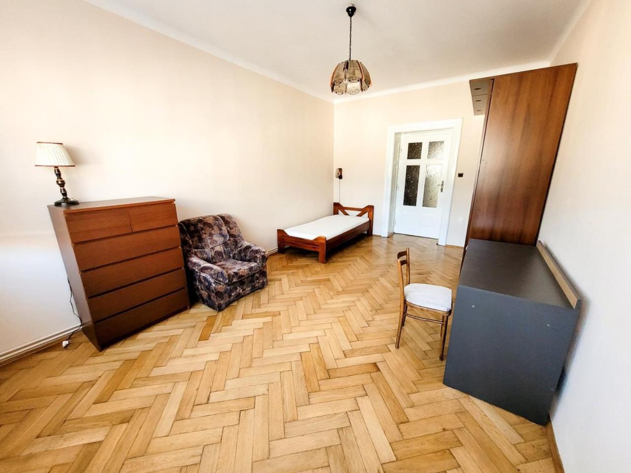Wild Solutions Sauna Apartments Cracovie Extérieur photo