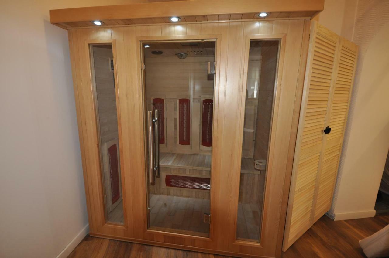 Wild Solutions Sauna Apartments Cracovie Extérieur photo
